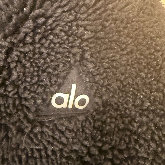 ALO Yoga Black Faux Sherpa Style Jacket With Removable Hood - Picture 5 of 6